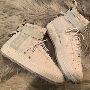 SF AF1 MID SUEDE Men’s